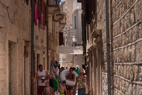 on that very day in Komiza